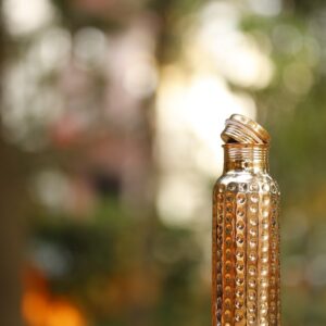 Pure Copper Hammered Bottle for Keeping Water Fresh and Cool